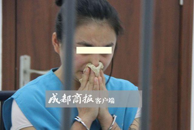 女主播拍“2男2女淫秽视频” 迪拜归来当晚被抓